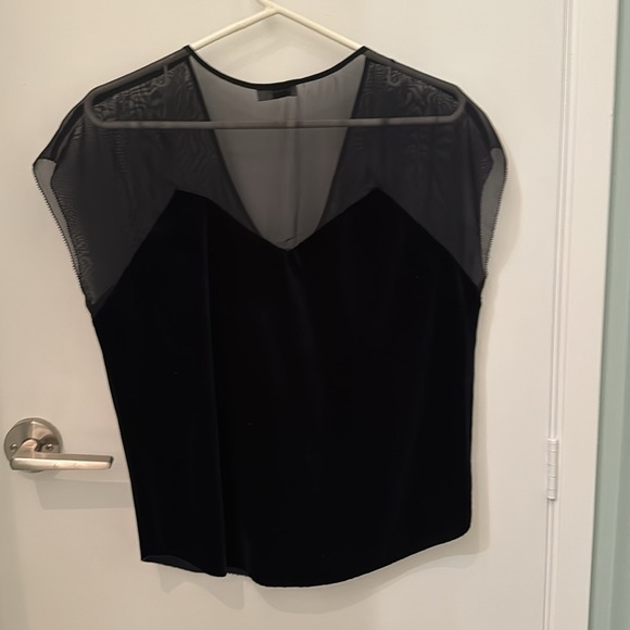 Gentle Fawn Velvet Top - Picture 5 of 6